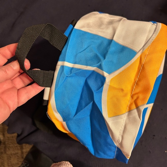 Canvas Backpack - Picture 10 of 10